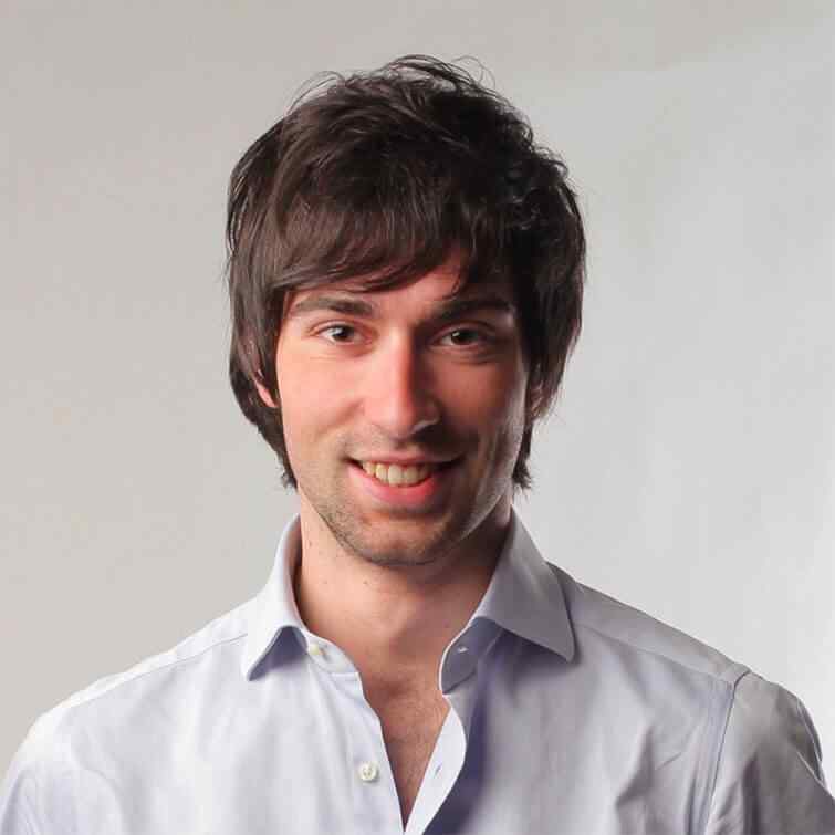 https://www.com-and-dev.com/wp-content/uploads/2017/03/people5.jpg